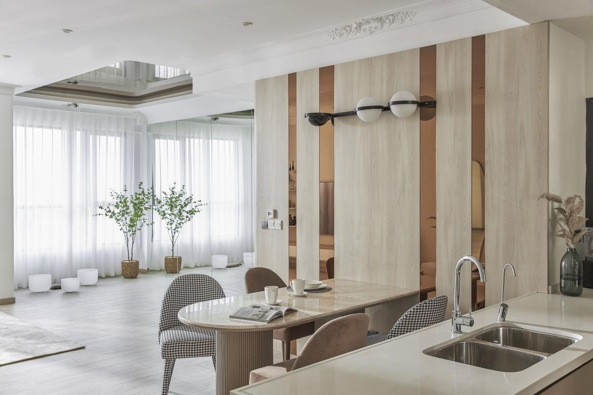 DIỂM THÙY Q2 - THẢO ĐIỀN