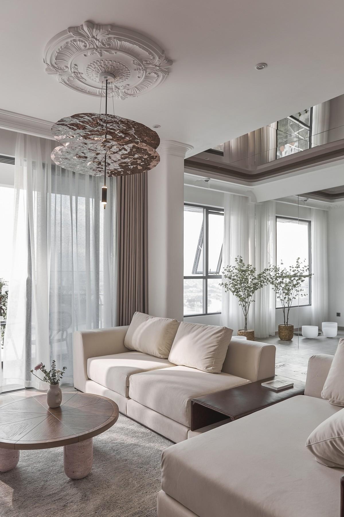 DIỂM THÙY Q2 - THẢO ĐIỀN