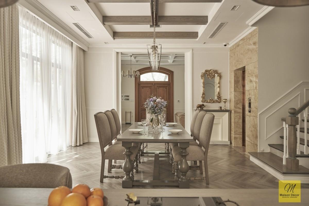 HOA HẬU HƯƠNG GIANG