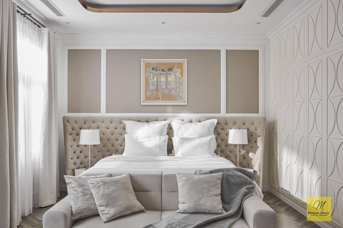 HOA HẬU HƯƠNG GIANG