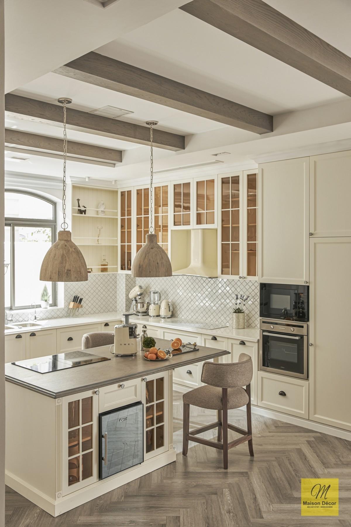 HOA HẬU HƯƠNG GIANG