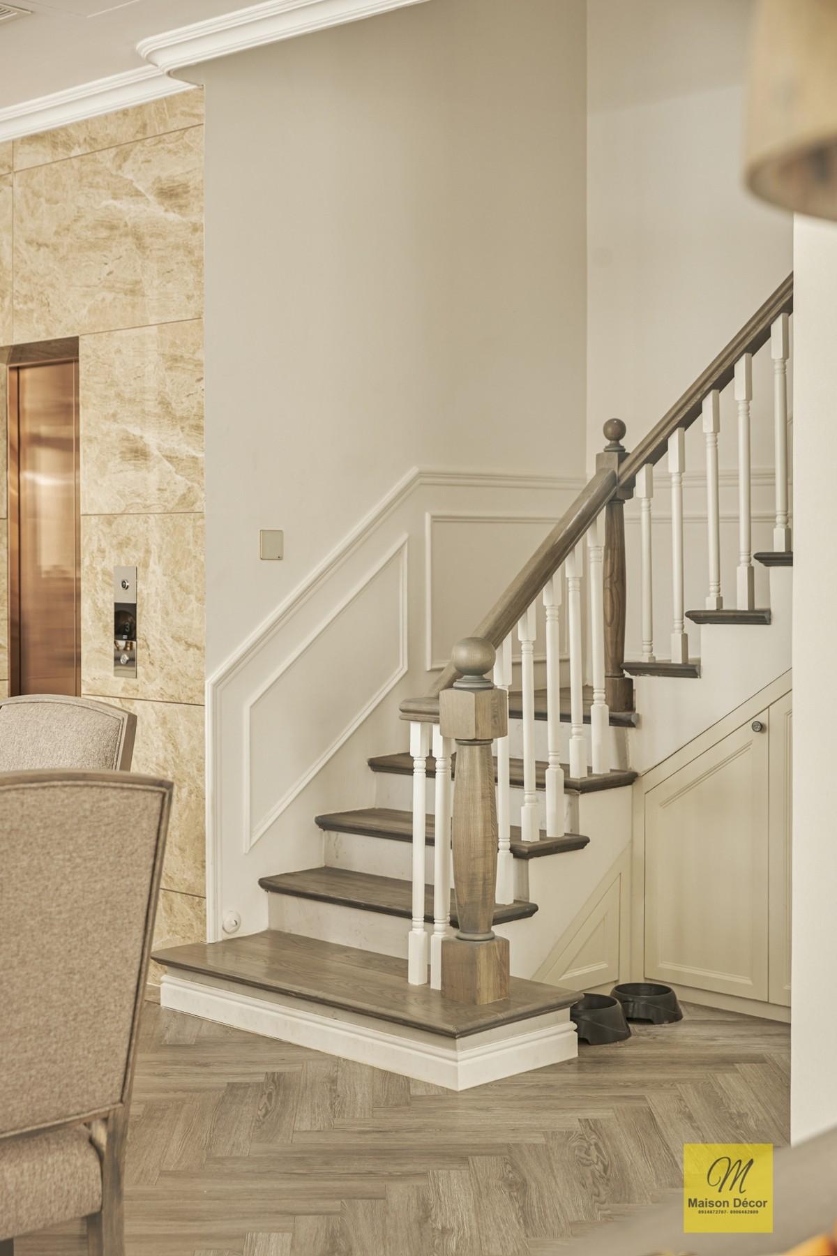 HOA HẬU HƯƠNG GIANG