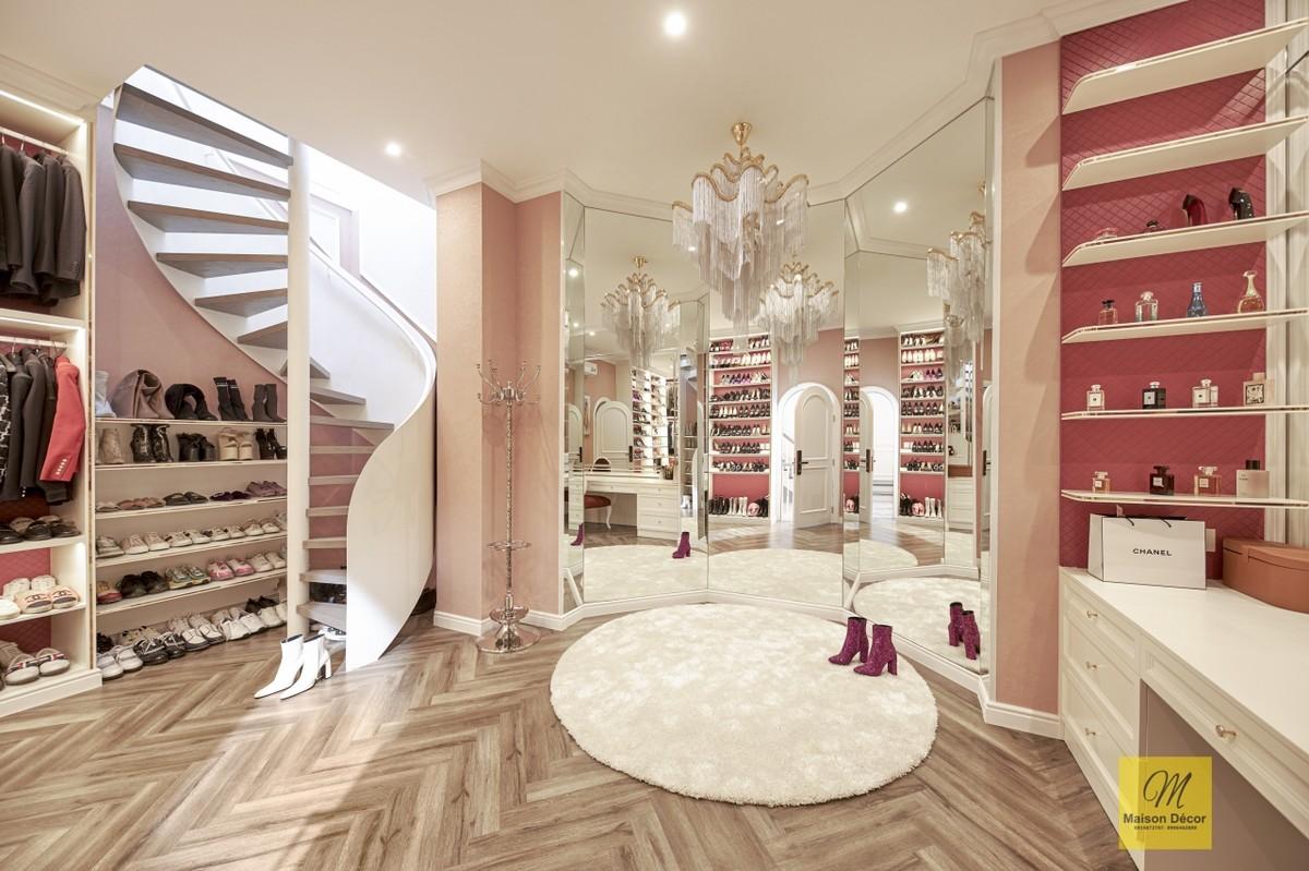 HOA HẬU HƯƠNG GIANG