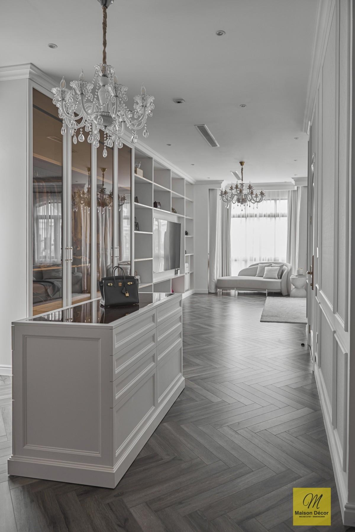 HOA HẬU HƯƠNG GIANG