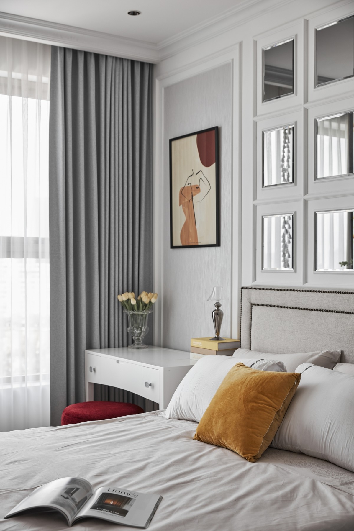 NHÀ MẪU MIDTOWN PHONG CÁCH BÁN CỔ ĐIỂN