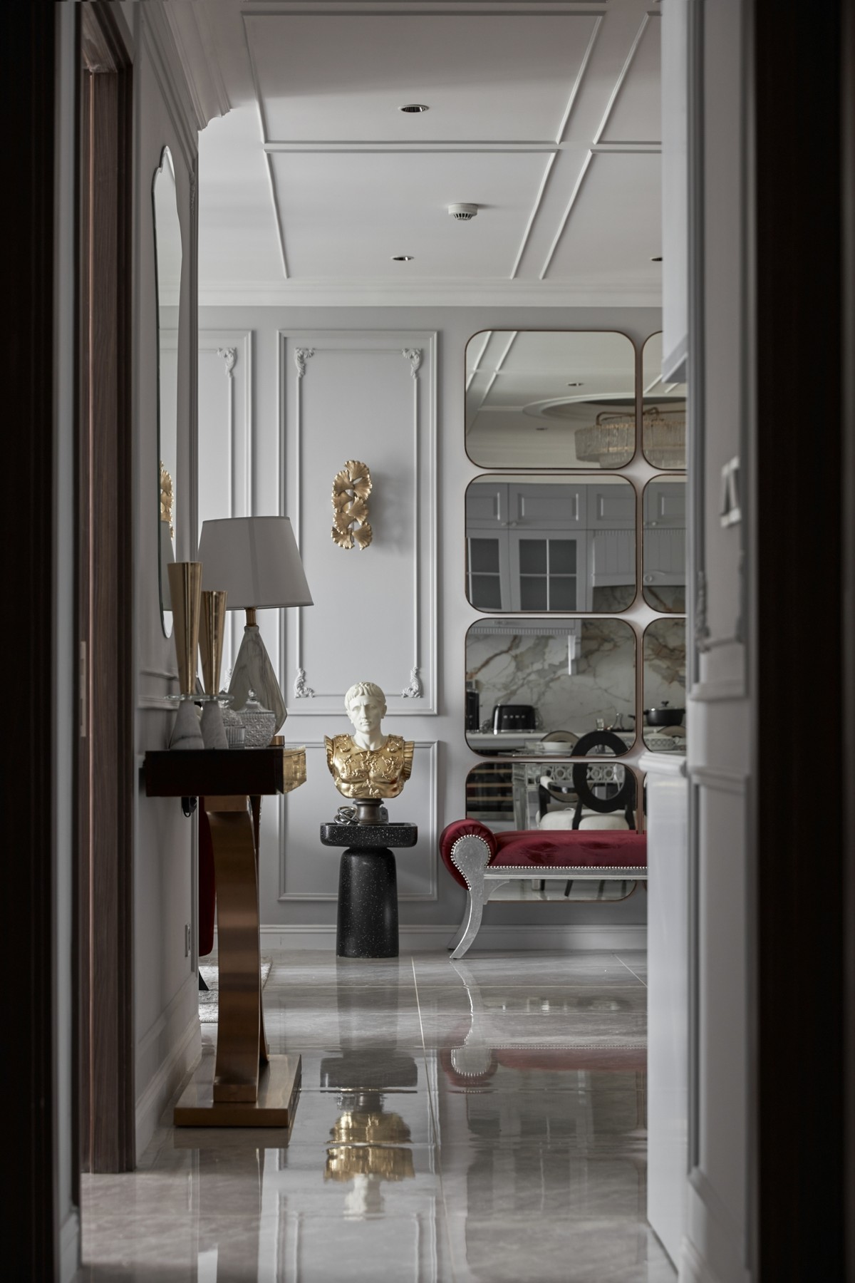 NHÀ MẪU MIDTOWN PHONG CÁCH BÁN CỔ ĐIỂN